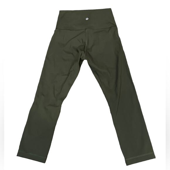 Lululemon Womens Size 4 Capri Leggings in Olive Green - Picture 2 of 4